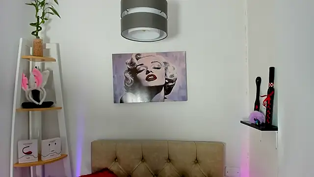 ginevra boobs online show from October 9, 2025, 7:12 pm