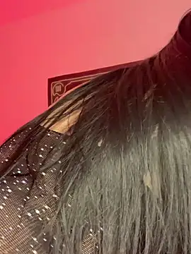 Ambar R0SSE online show from March 9, 2025, 8:51 am