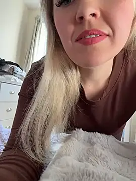 xxcurvyjessiexx online show from November 2, 2025, 1:24 pm