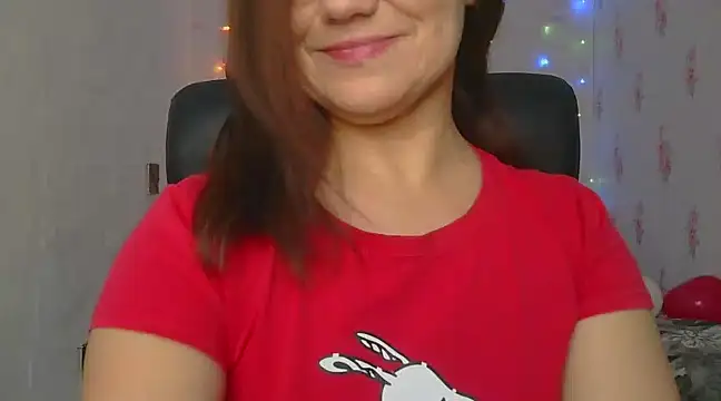 KittyyLaBeauty online show from February 12, 2025, 1:27 pm