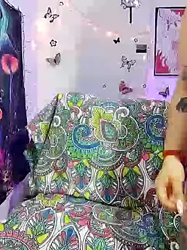 Snapshot of Hada_dracanae chatting on February 23, 2025, 6:34 pm Hada dracanae online show from February 23, 2025, 6:34 pm