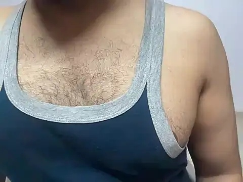 R15 Playboy online show from June 14, 2026, 4:47 am