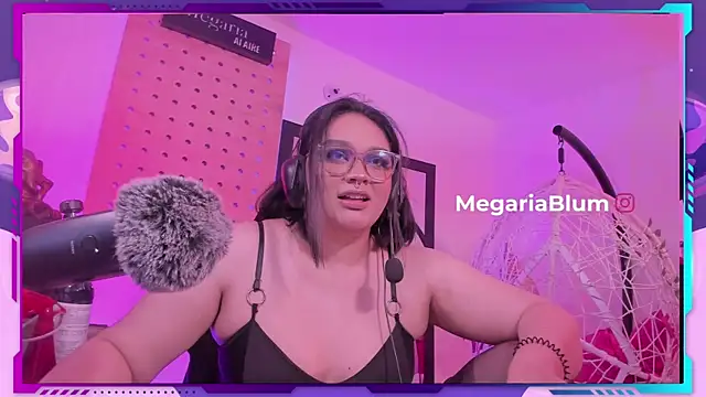 MegariaB online show from July 16, 2026, 3:34 am
