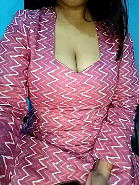 Snapshot of Dayna-36 chatting on December 25, 2024, 10:48 pm Dayna-36 online show from December 25, 2024, 10:48 pm