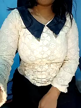 Snapshot of Dayna-36 chatting on January 2, 2025, 4:35 pm Dayna-36 online show from January 2, 2025, 4:35 pm