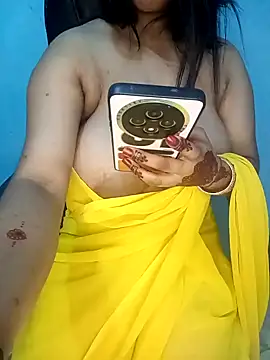 Snapshot of Dayna-36 chatting on January 17, 2025, 7:05 pm Dayna-36 online show from January 17, 2025, 7:05 pm