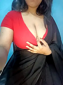 Snapshot of Dayna-36 chatting on February 8, 2025, 3:53 pm Dayna-36 online show from February 8, 2025, 3:53 pm