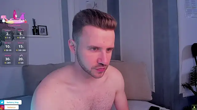 EnriqueBarberry online show from May 15, 2026, 5:25 am