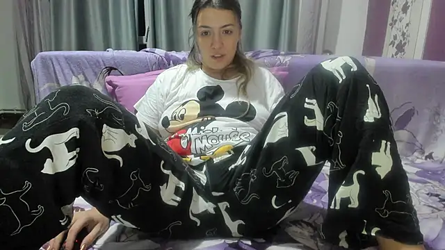Dyana Kaylinn online show from December 14, 2024, 3:18 am
