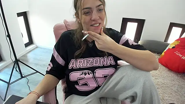 Dyana Kaylinn online show from March 6, 2026, 5:59 am