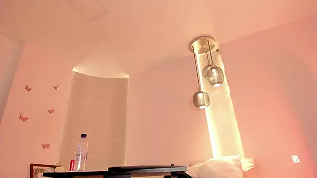 angeline-777 online show from November 5, 2025, 11:54 am