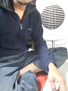 Snapshot of Burhade-- chatting on December 21, 2024, 5:18 pm Burhade-- online show from December 21, 2024, 5:18 pm