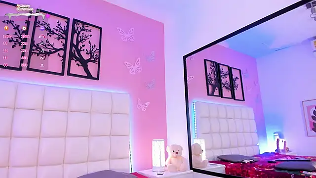 Snapshot of alyssa_vargas chatting on December 24, 2024, 3:37 pm alyssa vargas online show from December 24, 2024, 3:37 pm