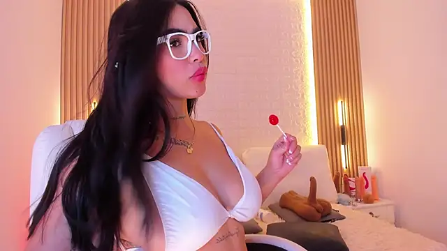 Snapshot of alyssa_vargas chatting on October 13, 2025, 3:34 pm alyssa vargas online show from October 13, 2025, 3:34 pm