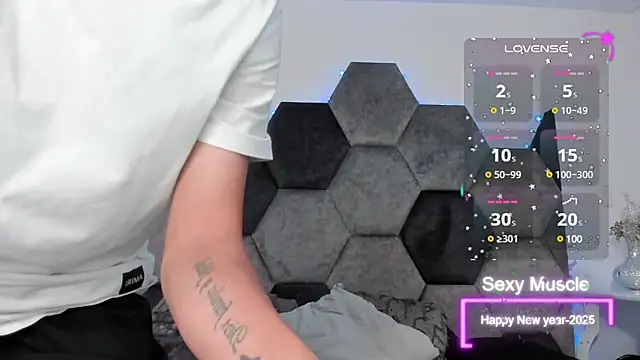 AmberAdams  online show from February 15, 2025, 2:22 pm