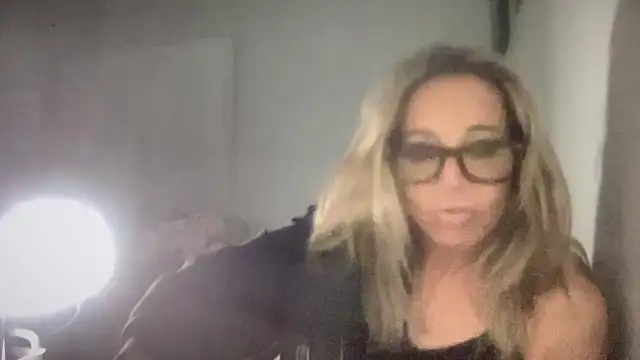 ALEXADANIELLE online show from February 27, 2025, 1:16 am