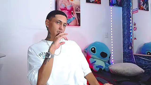 Liam lee online show from November 1, 2025, 1:02 pm