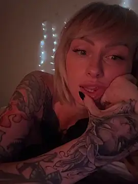 Snapshot of haileyhope_ chatting on October 26, 2025, 9:42 pm haileyhope  online show from October 26, 2025, 9:42 pm