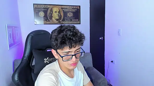 TylerWhite  online show from March 9, 2025, 6:50 am