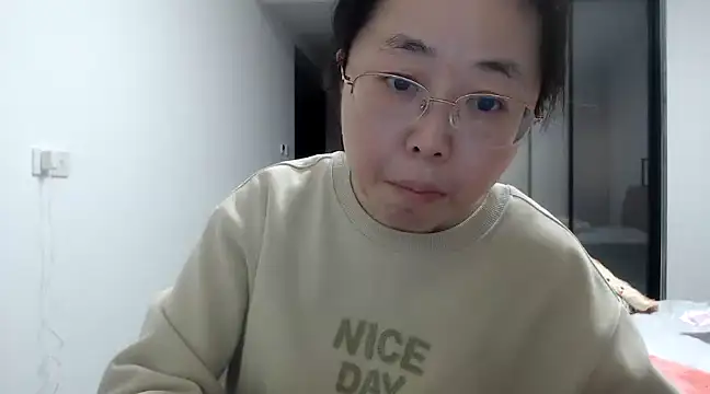 Snapshot of sonyx chatting on January 7, 2025, 3:23 pm sonyx online show from January 7, 2025, 3:23 pm