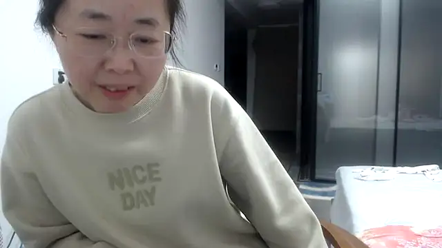 Snapshot of sonyx chatting on February 3, 2025, 5:03 pm sonyx online show from February 3, 2025, 5:03 pm