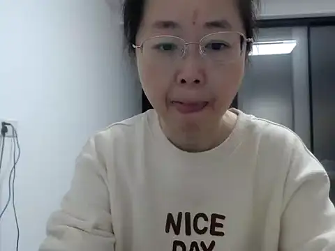 Snapshot of sonyx chatting on March 7, 2025, 1:07 pm sonyx online show from March 7, 2025, 1:07 pm