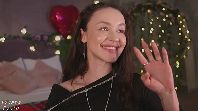 Meow Nancy online show from February 14, 2025, 5:41 am