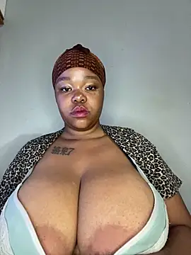 Mandy-101 online show from November 13, 2025, 6:12 am