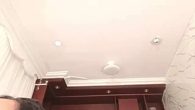 Snapshot of AmberNix chatting on November 3, 2025, 1:45 pm AmberNix online show from November 3, 2025, 1:45 pm