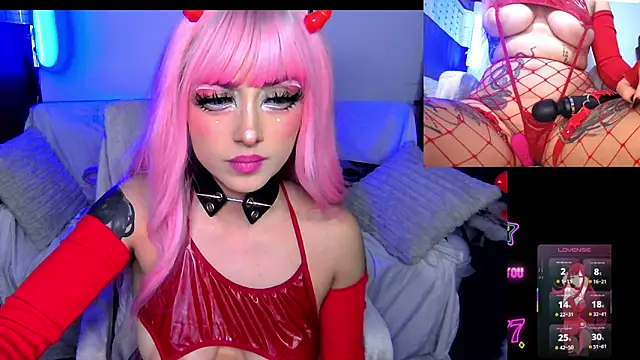 HollyDominic online show from May 22, 2026, 4:19 am