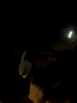 Snapshot of pantslesstraveler_plt chatting on September 27, 2025, 7:13 am pantslesstraveler plt online show from September 27, 2025, 7:13 am