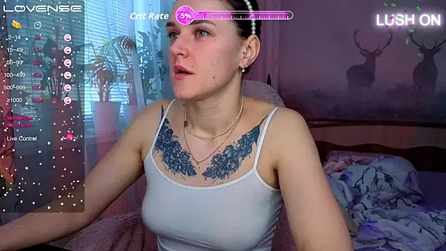 Bella  Swoon online show from April 18, 2026, 3:32 am