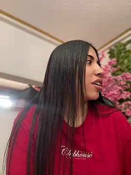 Snapshot of SaritaHot_69 chatting on December 21, 2024, 3:31 pm SaritaHot 69 online show from December 21, 2024, 3:31 pm