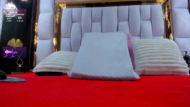 Snapshot of RileySweett chatting on November 21, 2025, 11:42 am RileySweett online show from November 21, 2025, 11:42 am