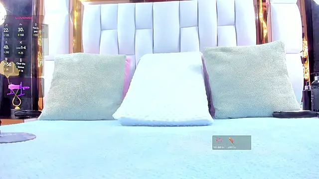 Snapshot of RileySweett chatting on November 29, 2025, 11:57 am RileySweett online show from November 29, 2025, 11:57 am