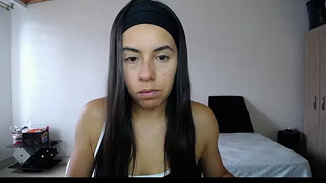 Mariam Gomezxxx online show from October 8, 2025, 4:04 pm