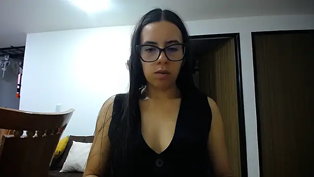 Mariam Gomezxxx online show from May 4, 2026, 6:37 pm