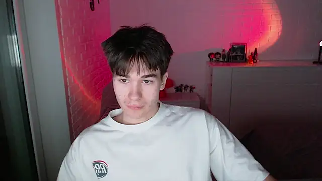 MarkusDean online show from November 23, 2025, 2:39 pm