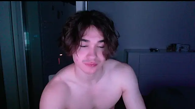 MarkusDean online show from June 23, 2026, 7:56 pm