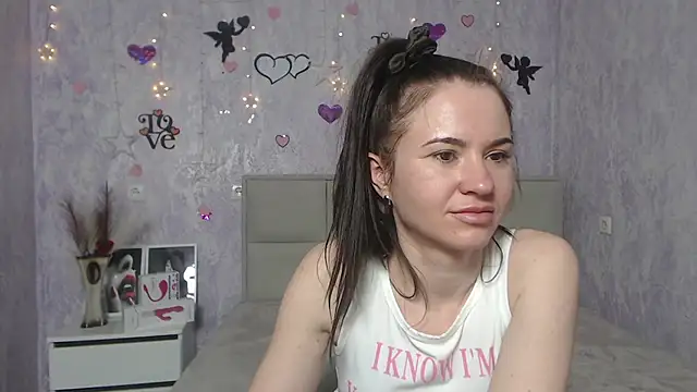 KaraCriegs online show from February 23, 2025, 1:02 am