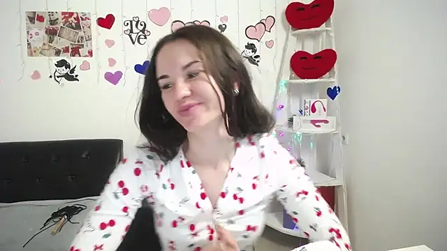 KaraCriegs online show from February 26, 2025, 9:48 pm