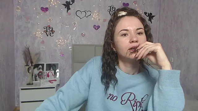 KaraCriegs online show from March 6, 2025, 1:37 am