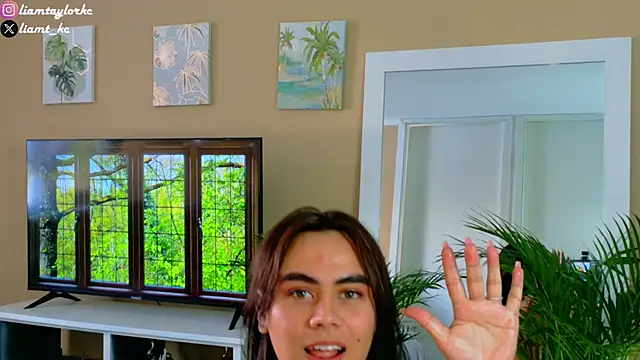 Liam Taylor online show from December 17, 2025, 9:21 pm