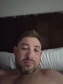 Snapshot of caliguy37 chatting on June 3, 2026, 8:50 am caliguy37 online show from June 3, 2026, 8:50 am