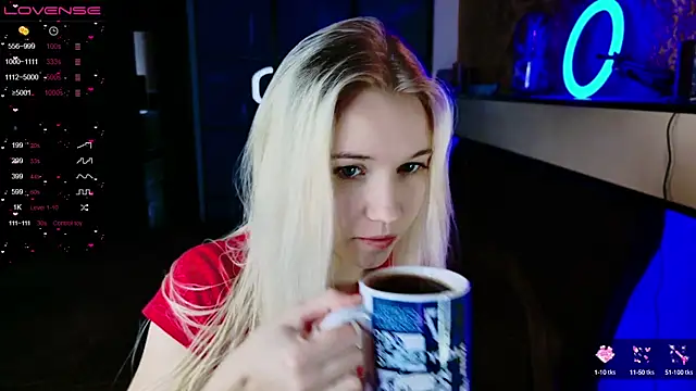 ShhhO O online show from December 13, 2024, 8:20 am