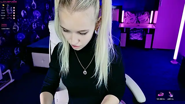 ShhhO O online show from October 13, 2025, 5:57 pm