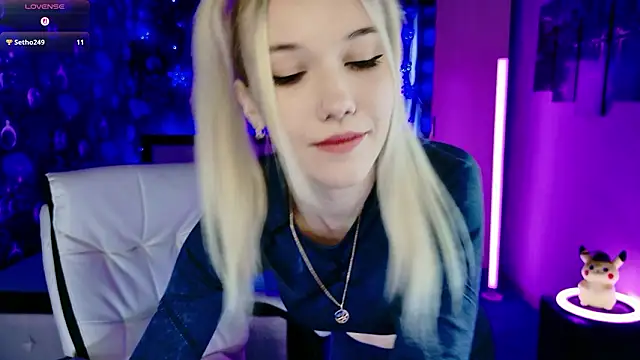 ShhhO O online show from February 11, 2026, 9:25 am