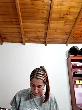 Iris love18 online show from February 27, 2026, 3:12 pm