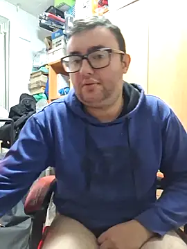 Snapshot of Javier_bear chatting on March 3, 2026, 2:12 pm Javier bear online show from March 3, 2026, 2:12 pm