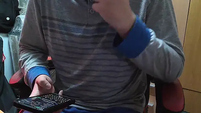 Javier bear online show from March 13, 2026, 9:27 am